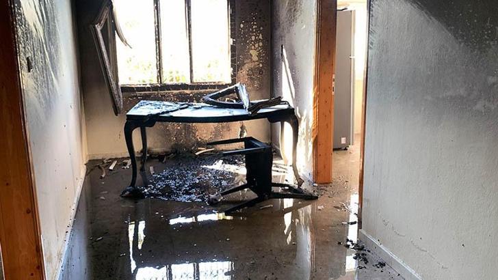 Uyuşturucu parası vermeyen annesi ile kavga edip, evi ateşe verdi