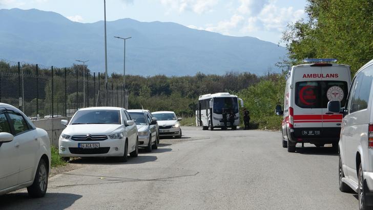 Hendek'te, 1 kişinin öldüğü, 30 kişinin yaralandığı makarna fabrikasında soğutma çalışması (2)