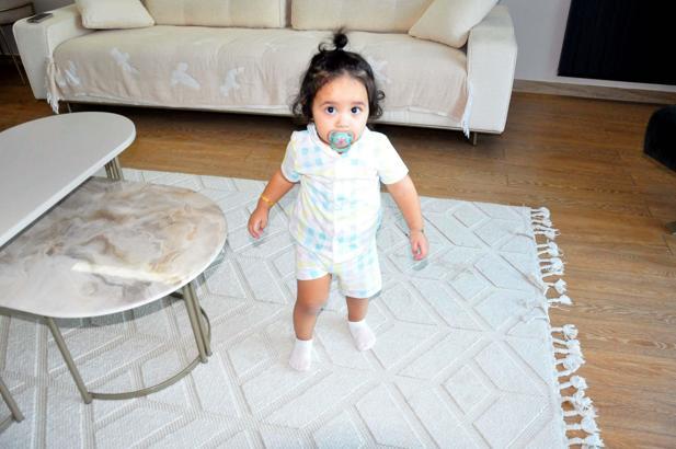 6'ncı kattan düşen Alya bebek hayata tutundu