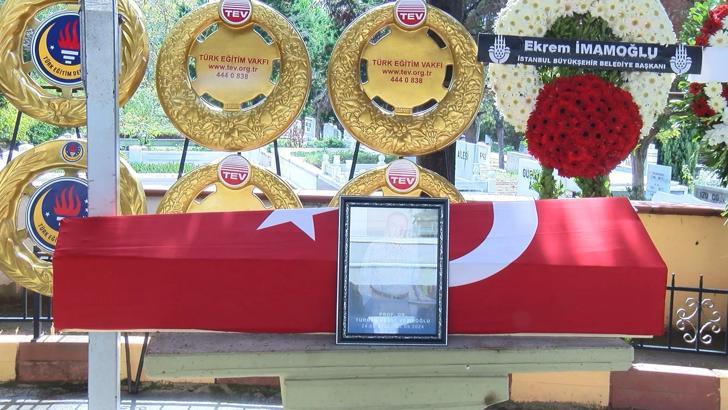 İstanbul-Prof. Dr. Turhan Nejat Veziroğlu son yolculuğuna uğurlandı