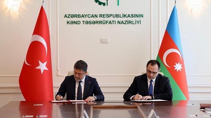 Bakan Yumaklı, Azerbaycan Tarım Bakanı Memmedov ile bir araya geldi