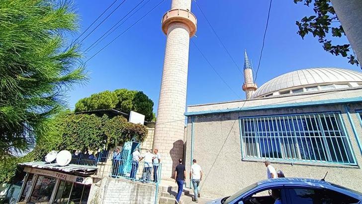 Köprüden düşen otomobilde ölen 3 kadın, son yolculuğuna uğurlandı