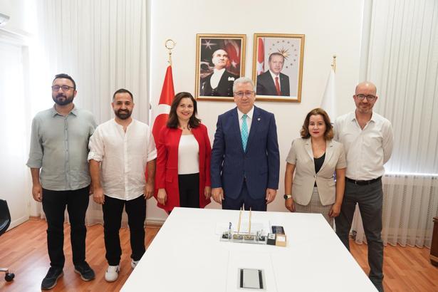 Egeli bilim insanı Prof. Dr. Burcu Aracıoğlu'nun Erasmus+ KA220 Projesine AB'den destek