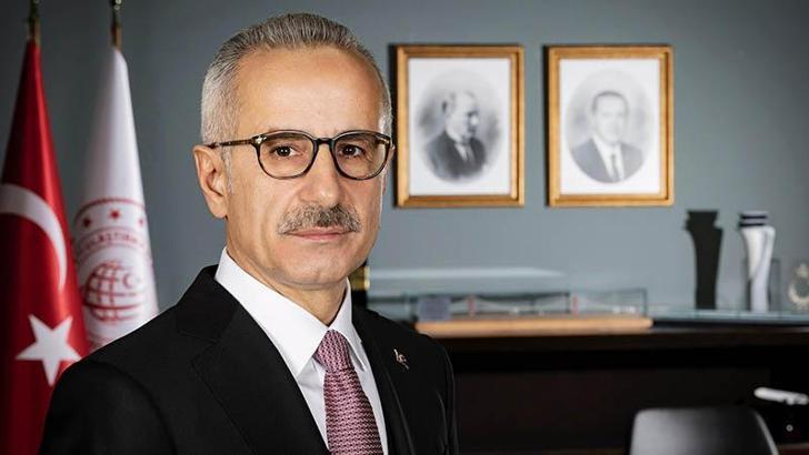 Bakan Uraloğlu: 30 Eylül itibariyle Lübnan limanları ve açıklarında seyir yapan Türk Bayraklı gemilerin, Uluslararası Gemi ve Liman Tesisleri Güvenlik Kodu seviyesini en yüksek seviyeye yükseltildi