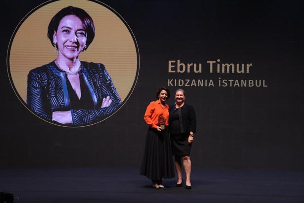 KidZania İstanbul CEO'su Ebru Timur, 'yılın lideri' seçildi