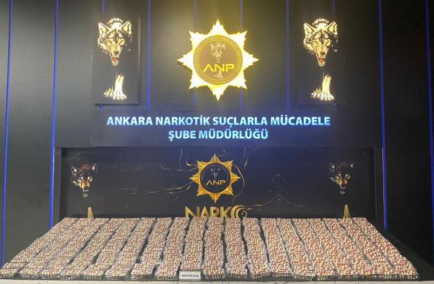 Ankara'da 18 bin 368 sentetik ecza hapı ele geçirildi: 2 gözaltı