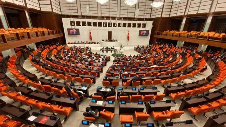 AK Parti, Savunma Sanayi ile ilgili bazı düzenlemeleri TBMM'ye sundu