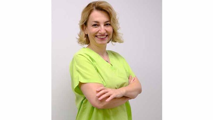 'Meme kanseri teşhisi alan kadınlar yumurta ve embriyo dondurarak anne olma şansını koruyabilir’