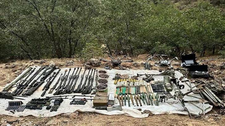 MSB: Pençe-Kilit bölgesinde PKK'ya ait çok sayıda silah ele geçirildi