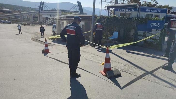 Cezaevinden izinli çıkan hükümlü, otomobilden açılan ateşte yaralandı