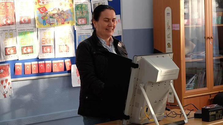 Bursa’da Bulgaristan seçimleri için sandığa gittiler