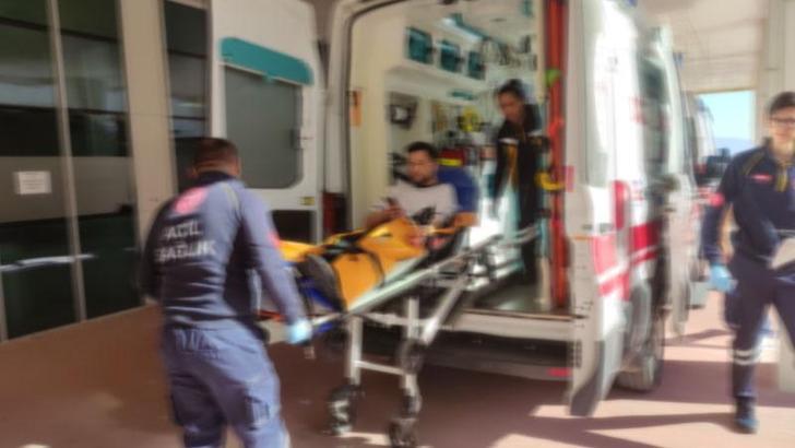 Sakaryaspor taraftarları ile dinlenme tesisi çalışanları arasında bıçaklı kavga; 4 yaralı