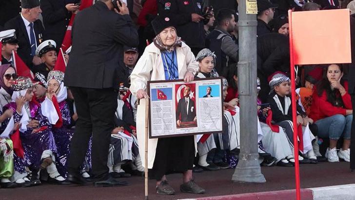 Cumhuriyetin 101'inci yılında İstanbul'da coşkulu kutlama