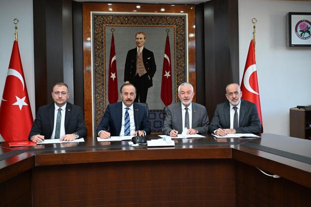 Isparta'da iki protokol imzalandı