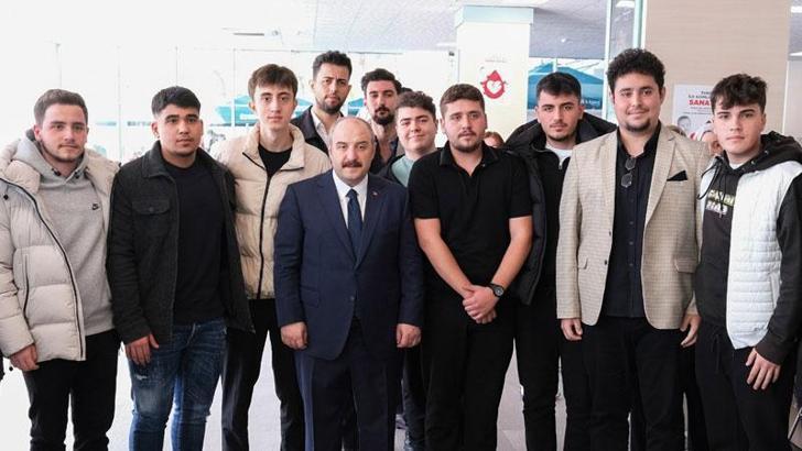 Mustafa Varank: Girişimci olun, denemekten korkmayın