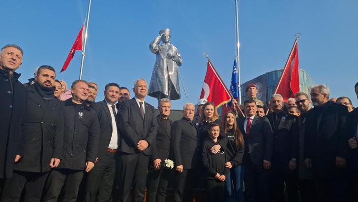 Bursa Büyükşehir Belediye Başkanı Bozbey: Kent Meydanı’nda Ata’mızın izi olacak