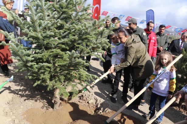 Burdur'da fidan dikim etkinliği