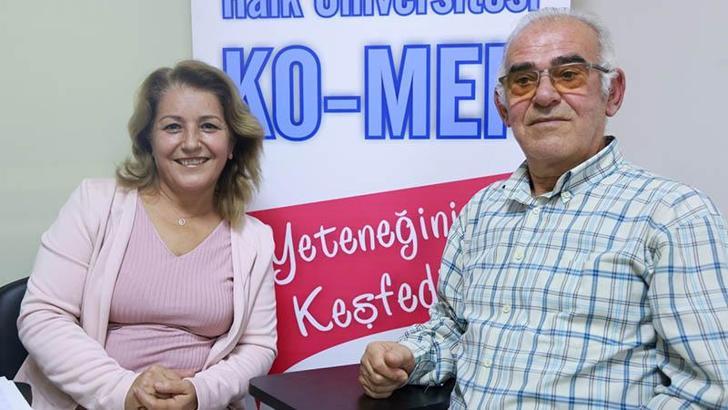 Dünürleriyle daha iyi iletişim kurabilmek için işaret dili öğreniyorlar