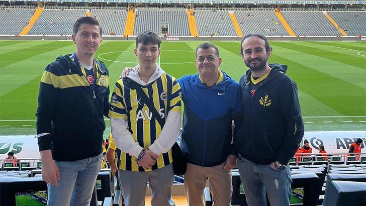 Fenerbahçeli Emir Sözbir, Ülker Stadı'nda yapay kalple maç izleyen ilk taraftar oldu