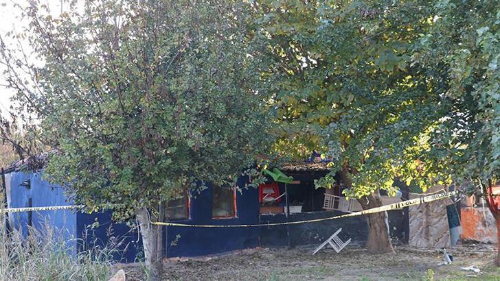 İzmir'de, yangında 5 kardeşin öldüğü mahallede sessizlik