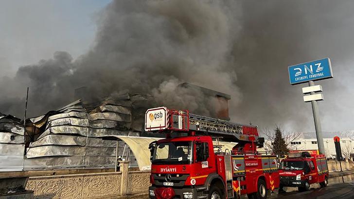 Kayseri'de mobilya fabrikasında çıkan yangın kontrol altında: 3 ölü