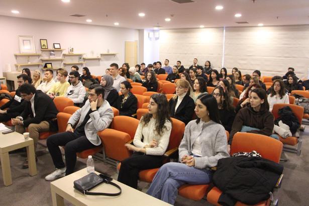 EGİAD'dan gençlere hayat dersi