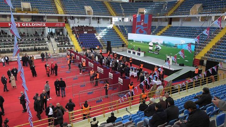 Trabzonspor'da başkanlık seçimi için oy verme işlemi başladı