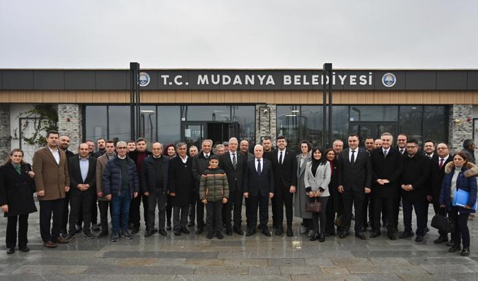 Makamını Mudanya'ya taşıyan Büyükşehir Belediye Başkanı Bozbey, 'İlçenin sorunlarını ve çözümlerini biliyoruz'