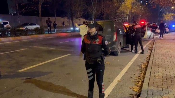 Esenyurt'taki denetimlerde, uyuşturucu yapımında kullanılan ham madde ele geçirildi; 12 kişi yakalandı