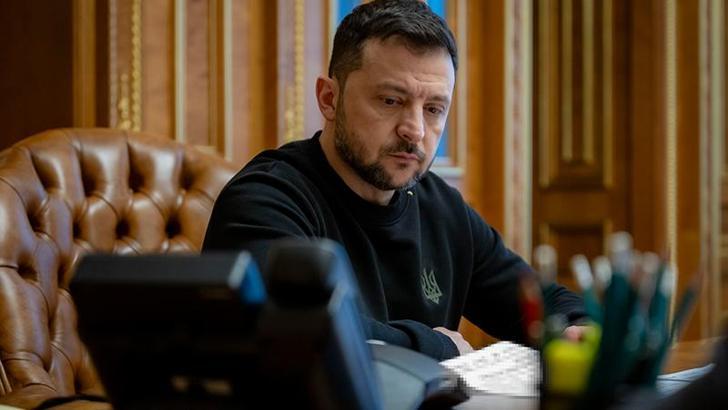 Zelenskiy: Danimarka’dan gönderilen F-16’lar Ukrayna’ya ulaştı