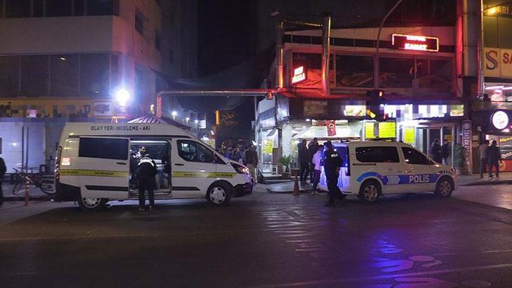 Motosikletli saldırgan, kebapçıyı kurşunladı: 1 ölü