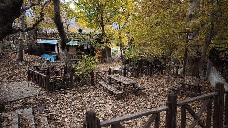 Sason’daki ‘Sevek Mesire Alanı’nda mevsim güzelliği