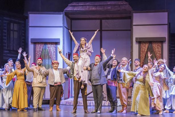 '7 Kocalı Hürmüz' opera sahnesinde