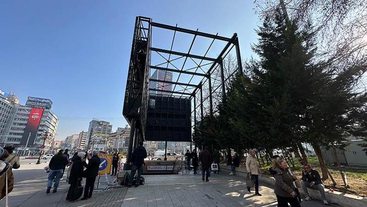 ABB'nin Güvenpark'a diktiği reklam panosu, yargıya taşındı