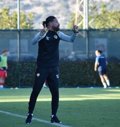 Altınordu'da Olcay Şahan ile aşı tuttu