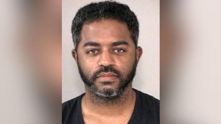 ABD'de bir araç kalabalığa daldı: 15 ölü, 35 yaralı