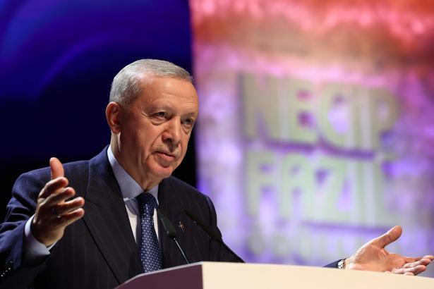 İstanbul- Cumhurbaşkanı Erdoğan: Necip Fazıl 'Ayasofya bir gün açılacak' dedi; bize nasip oldu