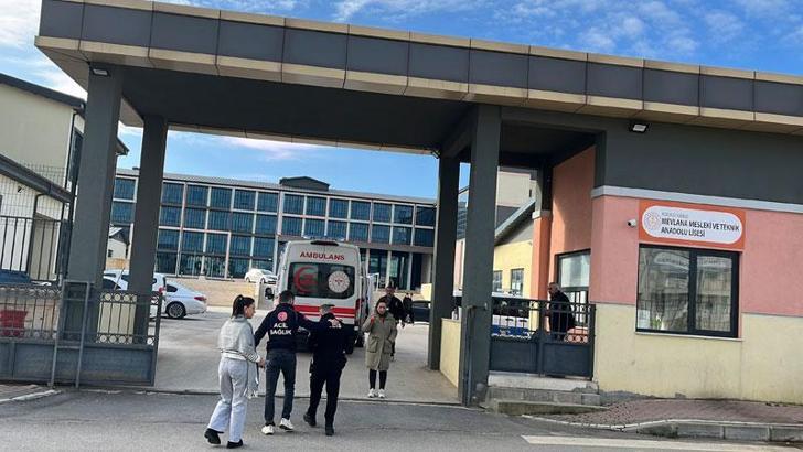 Tartıştığı sınıf arkadaşı tarafından bıçaklanan liseli yaralandı