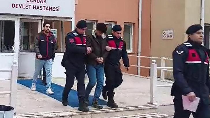 Kendini 'komiser' olarak tanıtıp, 1 milyon lira dolandırdı