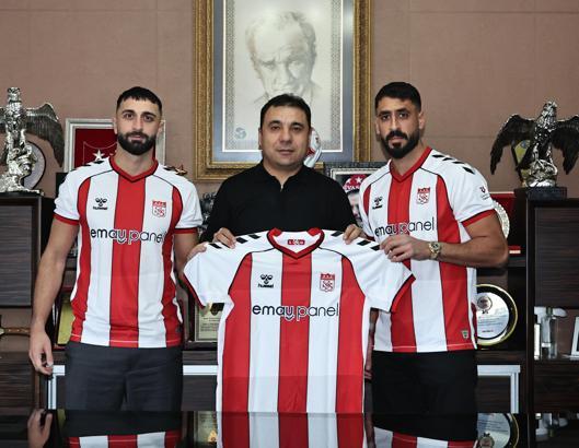 Efkan Bekiroğlu ve Tolga Ciğerci Sivasspor'da