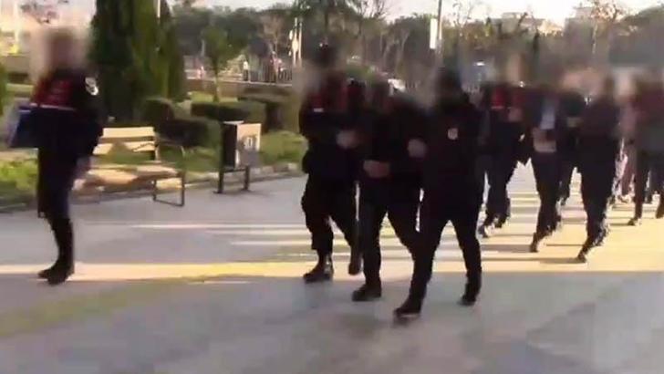 'Sivil toplum kuruluşu başkan ve yardımcısıyız' diyerek dolandırıcılığa 5 tutuklama