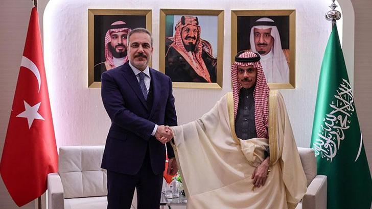 Bakan Fidan, Suudi mevkidaşı Faysal bin Ferhan ile görüştü