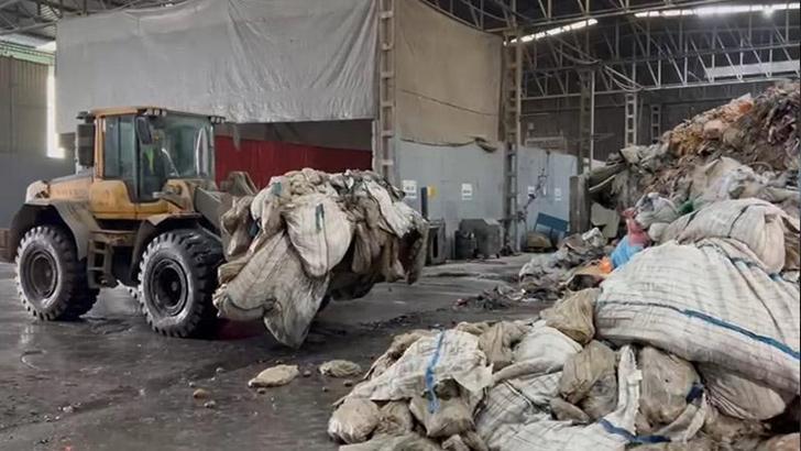 Tunus'tan iade edilen 2 bin 500 ton patates, Mersin'de imha ediliyor