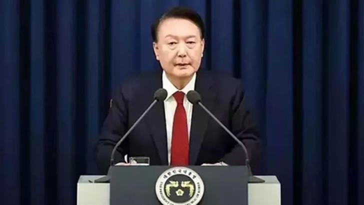 Güney Kore'de devlet başkanlığı görevinden uzaklaştırılan Yoon gözaltına alındı