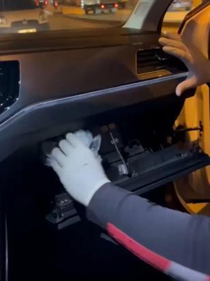 İstanbul- (ÖZEL) Ataşehir'de hidrolik sistemle çalışan zulada uyuşturucu ele geçirildi