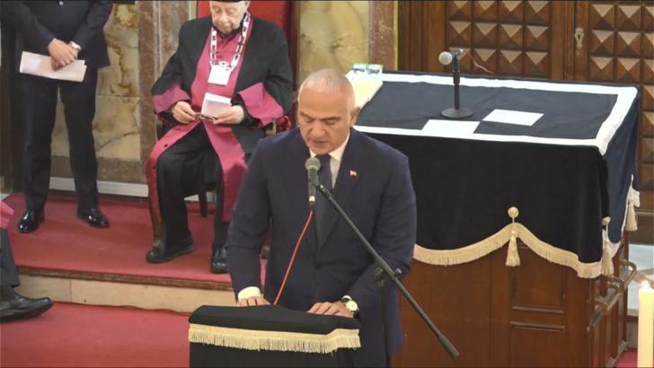 İstanbul - Türkiye Musevileri Hahambaşı Rav İsak Haleva için Neve Şalom Sinagogu'nda cenaze töreni