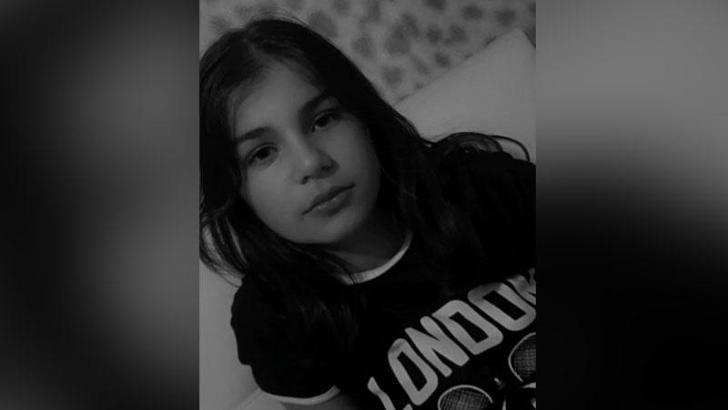 Sokak köpeklerinin saldırdığı Eslem, hayatını kaybetti