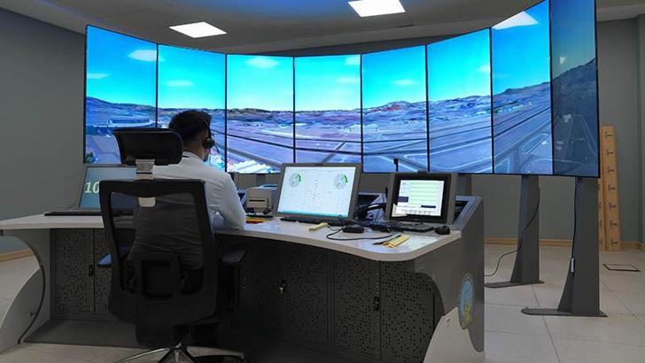 Bakan Uraloğlu: Milli eğitim simülatörü 3'lü pist operasyonları için kullanılacak