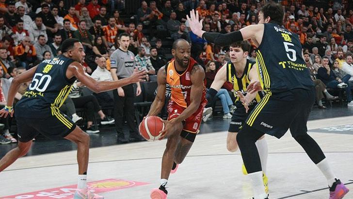 Galatasaray - Fenerbahçe Beko: 81-95