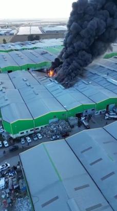 Adana'da geri dönüşüm tesisinde yangın / Ek fotoğraflar